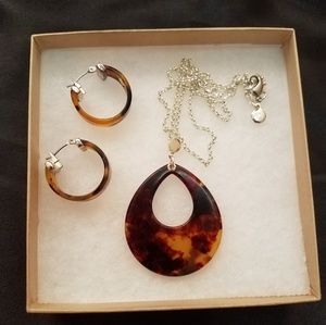 Liz Claiborne Necklace and Earrings